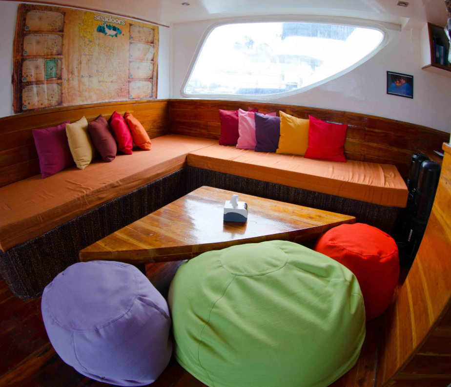 livingroom bateau